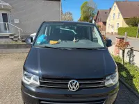 Używany VW Caravelle 180 KM (132 kW) 2013 Czarny Van