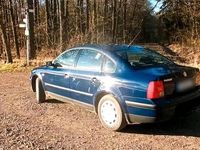 Gebraucht VW Passat 125 PS (91 kW) 1999 Blau Limousine