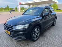 Second-hand Audi Q5 S-Line 190 CP (139 kW) 2018 Negru SUV