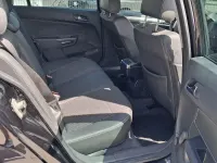 Gebraucht Opel Astra Selection 140 PS (102 kW) 2009 Schwarz Kombi
