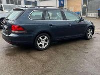 Gebraucht VW Golf VI Comfortline 105 PS (77 kW) 2010 Bluegraphit perleffekt Kleinwagen