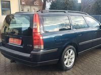 Gebraucht Volvo V70 Comfort 140 PS (102 kW) 2002 Blau Kombi
