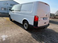 Gebraucht VW Transporter 150 PS (110 kW) 2018 Weiß Van