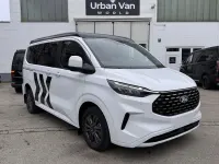 Neu Ford Tourneo Titanium 170 PS (125 kW) 2025 Weiß Van / Kleinbus