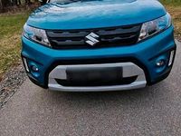 Gebraucht Suzuki Vitara 120 PS (88 kW) 2016 Blau SUV