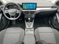 Neu Ford Focus Titanium 155 PS (114 kW) 2025 Grau Limousine