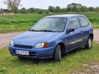 Gebraucht Toyota Starlet 75 PS (55 kW) 1997 Blau Kleinwagen