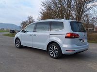Gebraucht VW Sharan Highline 150 PS (110 kW) 2019 Weiß Van / Kleinbus