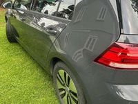Gebraucht VW e-Golf 100 kW (136 PS) 2018 Grau Kleinwagen