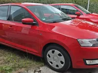 Gebraucht Skoda Rapid 90 PS (66 kW) 2014 Rot Kleinwagen