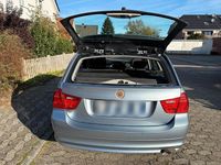 Gebraucht BMW 318 143 PS (105 kW) 2011 Andere farben Kombi