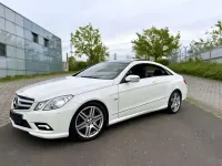 Gebraucht Mercedes E350 AMG 231 PS (169 kW) 2009 Weiß Coupé