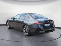 Gebraucht BMW 520 M Sport 197 PS (144 kW) 2025 Blau Limousine