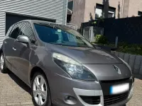 Usata Renault Scénic III 140 CV (102 kW) 2010 Grigio Monovolume