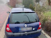 Gebraucht Renault Clio II 75 PS (55 kW) 2004 Blau Kleinwagen