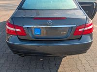 Gebraucht Mercedes E220 170 PS (125 kW) 2013 Grau Coupé