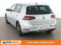 Gebraucht VW Golf VII Join 150 PS (110 kW) 2019 Reflexsilber Limousine