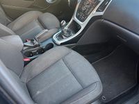 Gebraucht Opel Astra 122 PS (89 kW) 2012 Schwarz Limousine