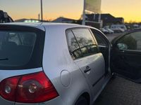 Gebraucht VW Golf V 75 PS (55 kW) 2005 Grau Kleinwagen