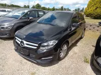 Gebraucht Mercedes B200 Business 156 PS (114 kW) 2018 Schwarz Kleinwagen