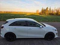 Gebraucht Kia Ceed 99 PS (72 kW) 2019 Weiß Kleinwagen