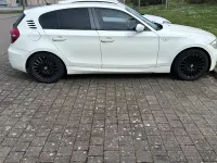 Gebraucht BMW 120 210 PS (154 kW) 2009 Weiß Kleinwagen