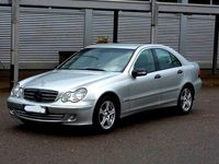 Gebraucht Mercedes C220 Classic 150 PS (110 kW) 2004 Silber Limousine