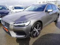 Gebraucht Volvo V60 163 PS (119 kW) 2022 Grau Kombi