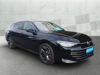 Gebraucht VW Passat Elegance 150 PS (110 kW) 2024 Schwarz Kombi