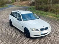 Gebraucht BMW 320 170 PS (125 kW) 2009 Weiß Kombi