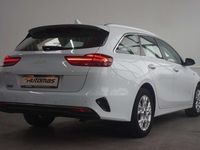 Gebraucht Kia Ceed Vision 160 PS (117 kW) 2022 Cararraweiss Kleinwagen