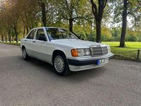 Gebraucht Mercedes 190 118 PS (86 kW) 1989 Weiß Limousine