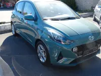 Gebraucht Hyundai i10 67 PS (49 kW) 2022 Grün Kleinwagen