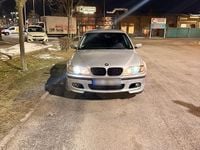 Second-hand BMW 325 192 CP (141 kW) 2004 Argintiu Berlinǎ