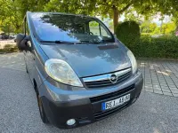Gebraucht Opel Vivaro 116 PS (85 kW) 2011 Grau Van / Kleinbus