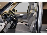 Gebraucht VW Multivan 204 PS (150 kW) 2023 Grau Van