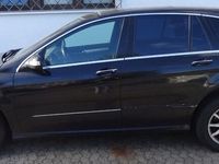 Gebraucht Mercedes R280 190 PS (139 kW) 2009 Schwarz Van / Kleinbus