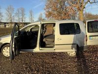 Gebraucht VW Caddy Maxi Trendline 102 PS (75 kW) 2015 Grau Van / Kleinbus