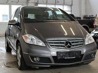 Gebraucht Mercedes A160 95 PS (69 kW) 2010 Mountaingrau  met. Kleinwagen