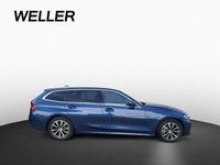 Gebraucht BMW 330e Sport Line 292 PS (214 kW) 2021 Phytonicblau (blau) Kombi