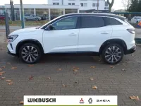 Neu Renault Austral Techno 158 PS (116 kW) 2025 Perlmuttweiß/blackpearlschwarz SUV