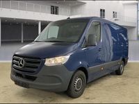 Second-hand Mercedes Sprinter 143 CP (105 kW) 2019 Albastru Van