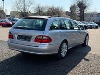 Gebraucht Mercedes E320 Avantgarde 224 PS (164 kW) 2006 Silber Kombi