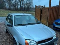 Gebraucht Ford Fiesta 75 PS (55 kW) 2000 Silber Kleinwagen