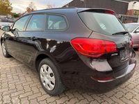 Gebraucht Opel Astra 101 PS (74 kW) 2012 Braun Kombi