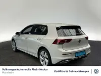 Gebraucht VW Golf VIII Style 131 PS (96 kW) 2024 Pure white Limousine