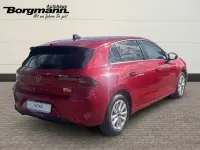 Używany Opel Astra Enjoy 110 KM (80 kW) 2023 Czerwony Sedan/Limuzyna