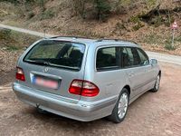 Gebraucht Mercedes E430 278 PS (204 kW) 1999 Silber Limousine