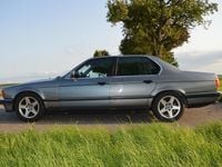 Gebraucht BMW 730 188 PS (138 kW) 1992 Grau Limousine