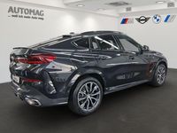Gebraucht BMW X6 M Sport 298 PS (219 kW) 2025 Black sapphire SUV
